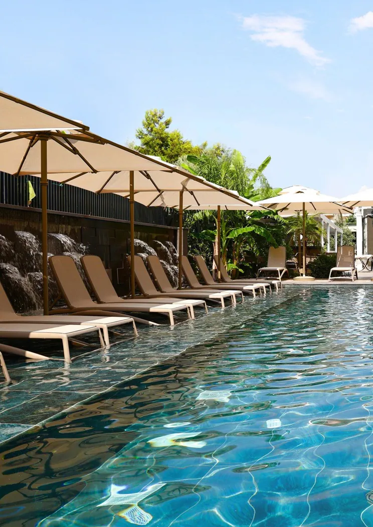 Pool des Four Hills Hotel Antalya