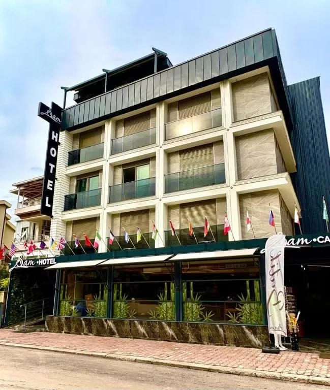 Sam Hotel · Außenansicht